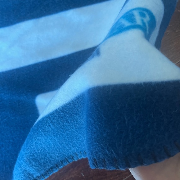Toronto Marlies Fleece Blanket - Picture 2 of 4